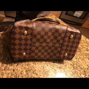Caissa tot MM Louis Vuitton bag